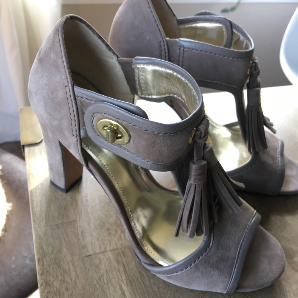 Coach size 7 taupe block heels